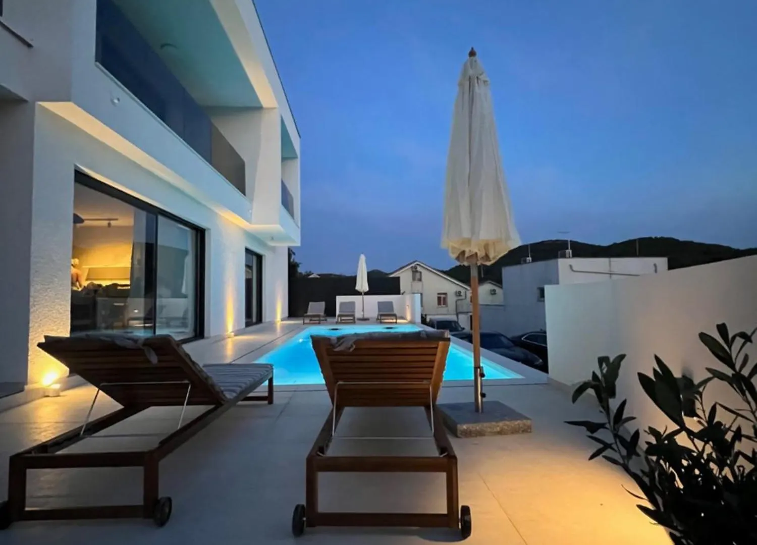 Villa Artemis II Žman