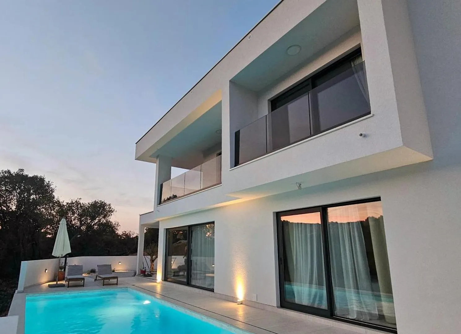 Villa Artemis II Žman